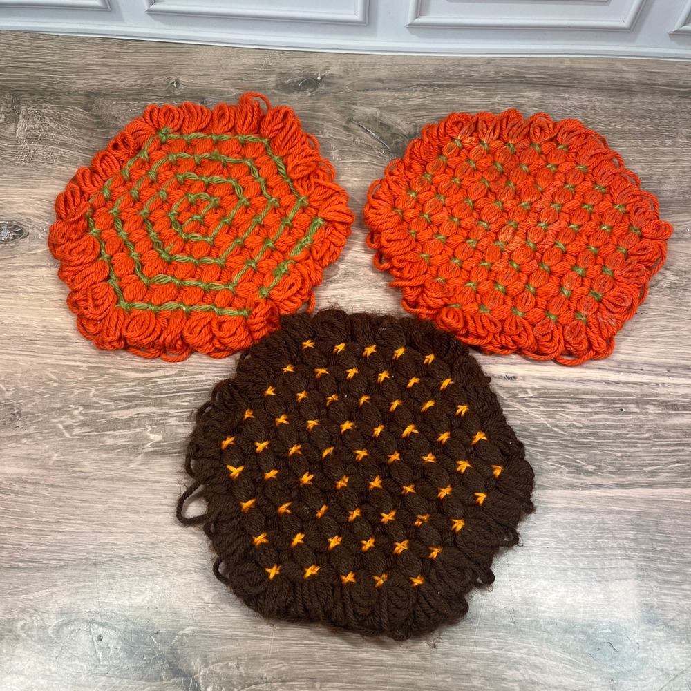 Handmade Loom Knit Yarn Trivets Set of 3 Orange Brown Retro Hot Pads 8 in‎